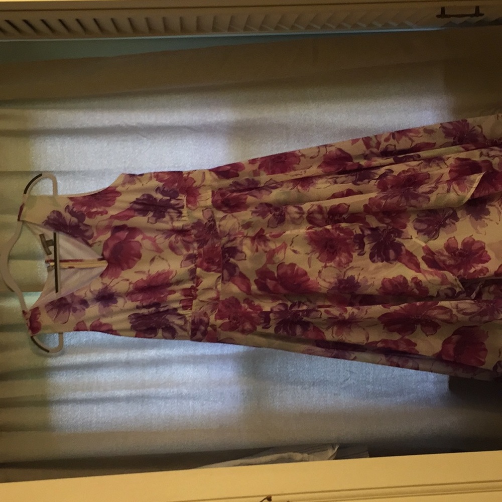 Size 18w floral print dress from Jessica London.
